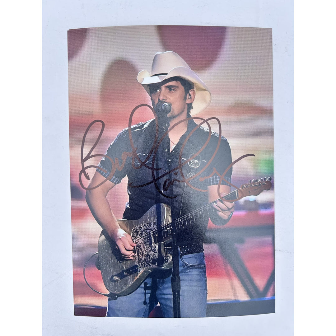 Brad Paisley Country Music Legend 5x7 Photo signed with proof.