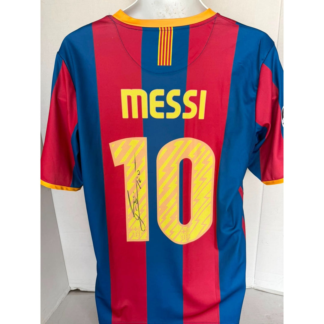 Lionel MESSI 10 BARCELONA 2010/11 UEFA CHAMPIONS LEAGUE HOME SOCCER JERSEY signed with proof.