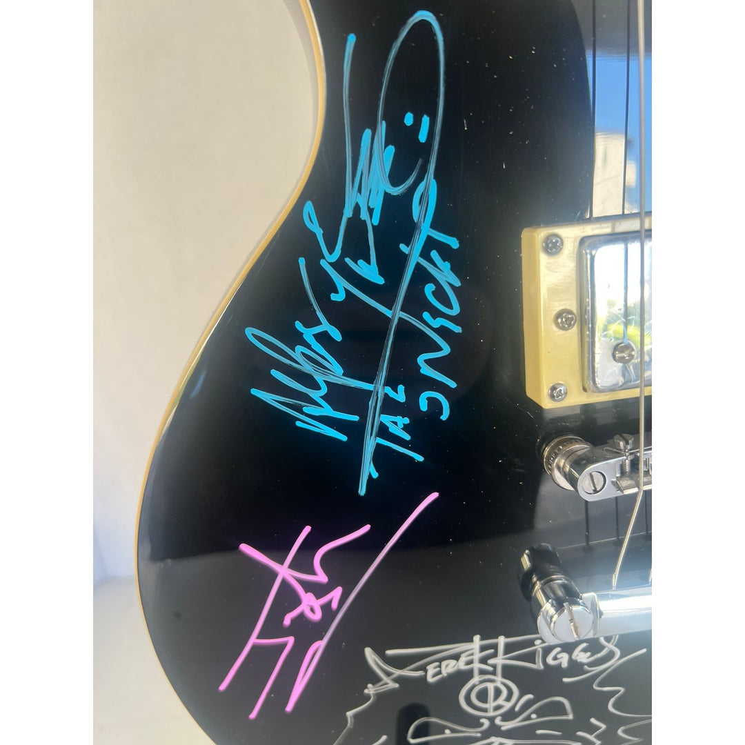 Iron Maiden Bruce Dickinson Steve Harris Adrian Smith Dave Murray Neko McBrain Janick Gers vintage black les paul signed with proof.
