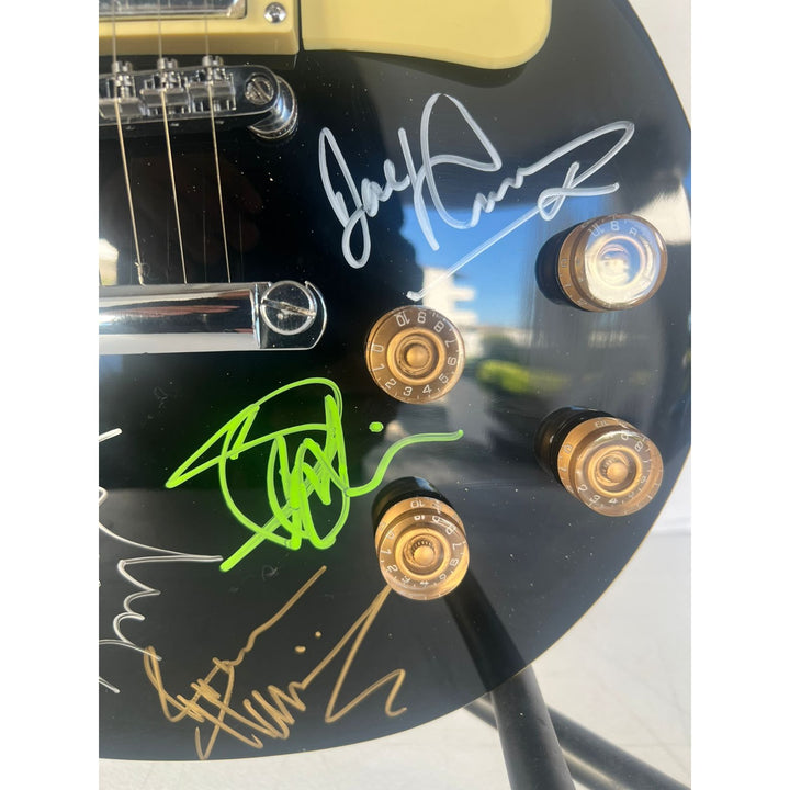 Iron Maiden Bruce Dickinson Steve Harris Adrian Smith Dave Murray Neko McBrain Janick Gers vintage black les paul signed with proof.