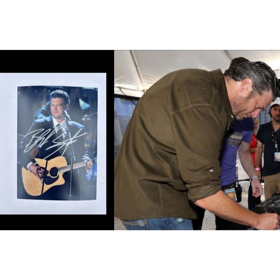 Blake Shelton Country Music Legend 5x7 Photo signed with proof