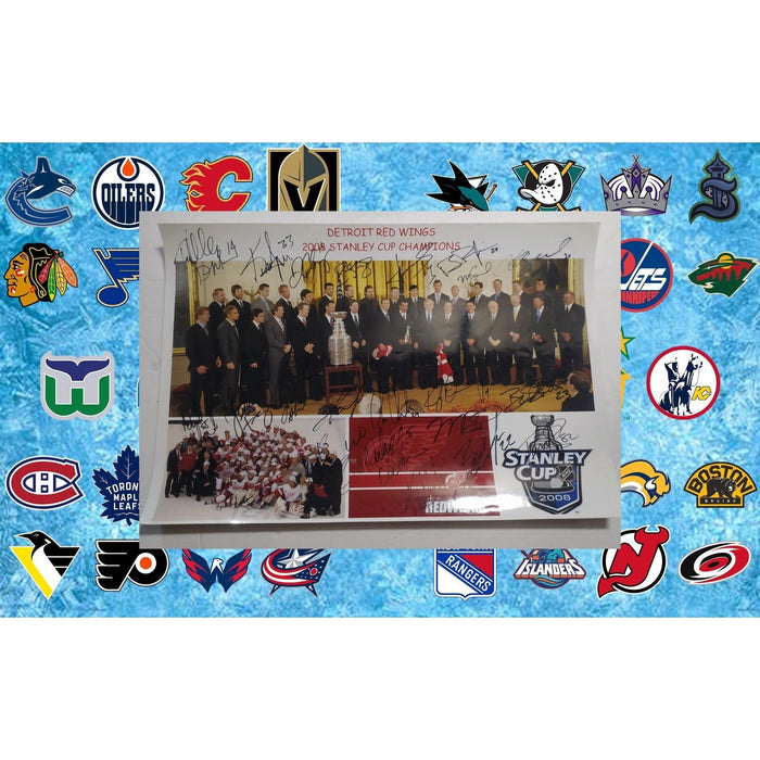 Brandon Shanahan Chris Osgood Nicholas Lindstrom 2008 Detroit Red Wings Stanley Cup champions team signed 13x19 photo