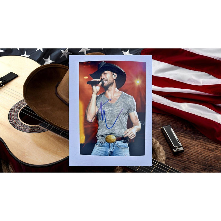 Tim McGraw Country Music Legend 5x7 Photo signed with proof.