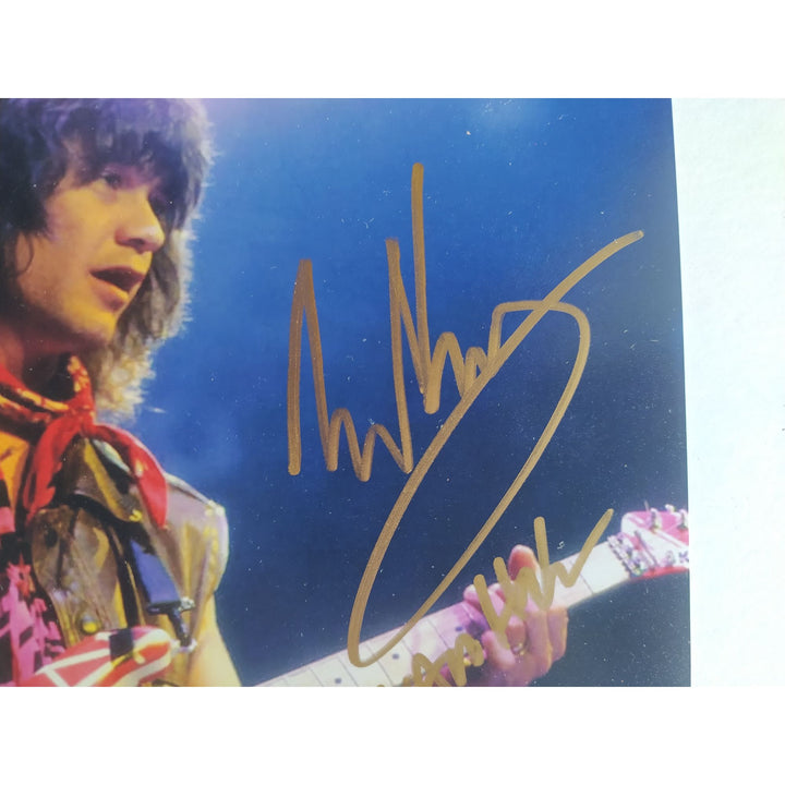 Eddie Van Halen 5x7 photo signed with proof