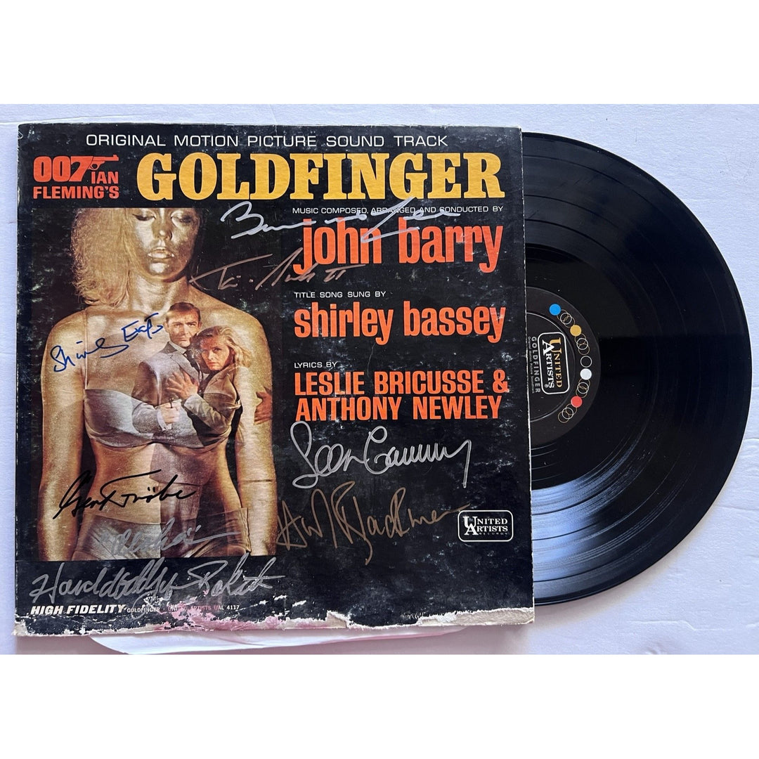 Sean Connery, Bernard Lee, Gold Finger 007 original motion picture LP signed with proof