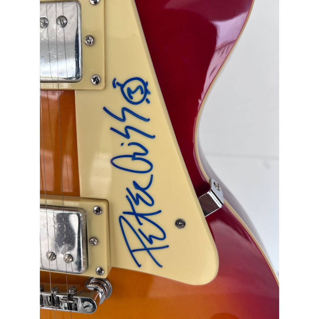 Kiss vintage les paul Gene Simmons Paul Stanley Ace Freehly and Peter Criss signed with proof and inscriptions.