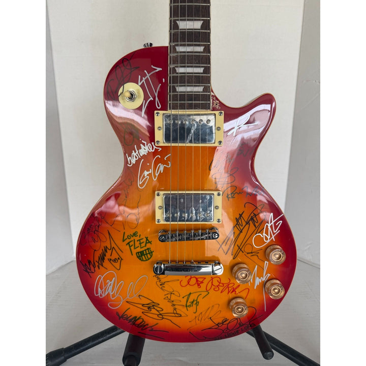 Jimmy Page, Eric Clapton, Jeff Beck Keith RIichard 23 greatest guitarists Cherry les paul electric guitar signed with proof.