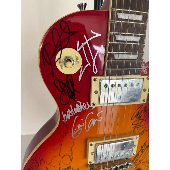 Jimmy Page, Eric Clapton, Jeff Beck Keith RIichard 23 greatest guitarists Cherry les paul electric guitar signed with proof.