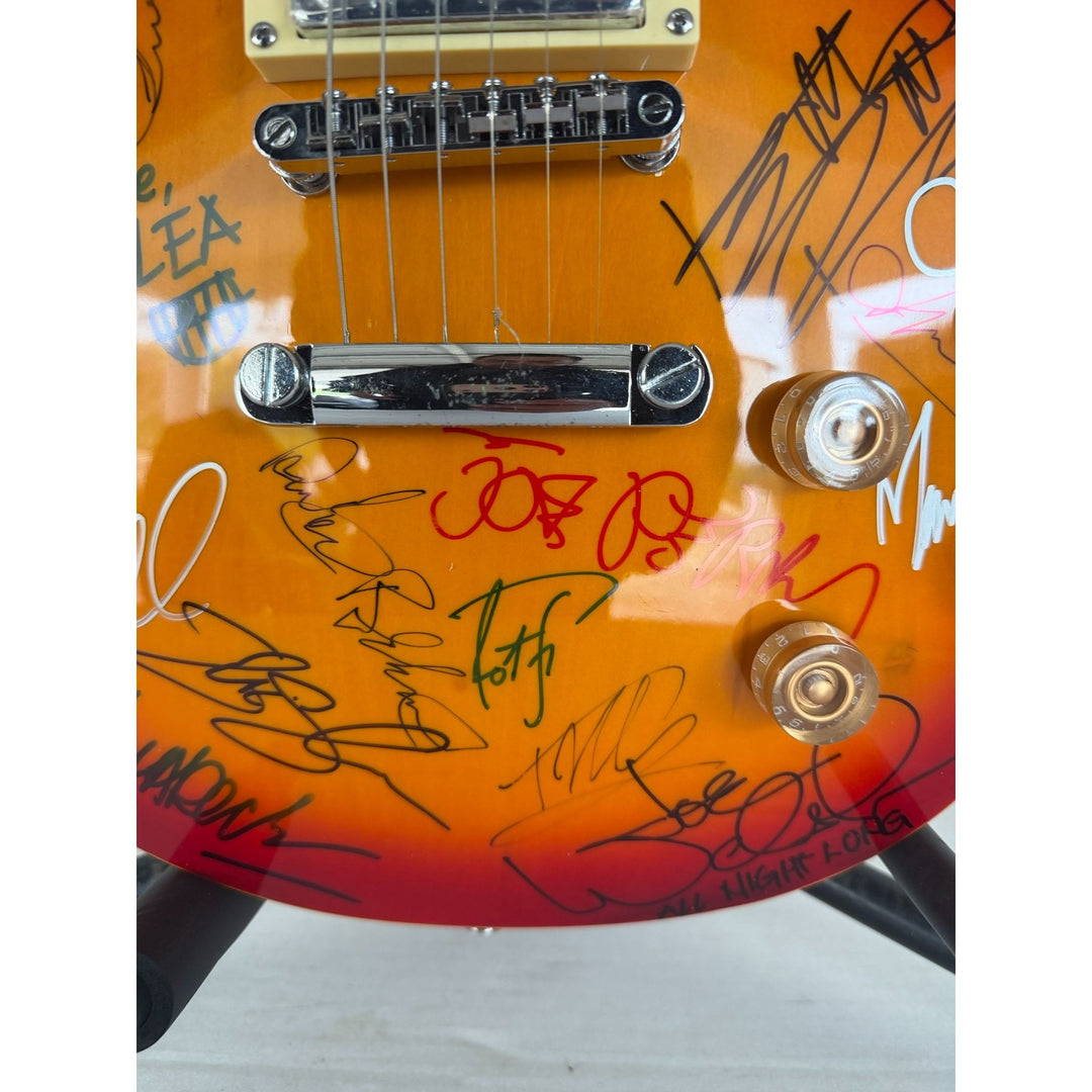Jimmy Page, Eric Clapton, Jeff Beck Keith RIichard 23 greatest guitarists Cherry les paul electric guitar signed with proof.