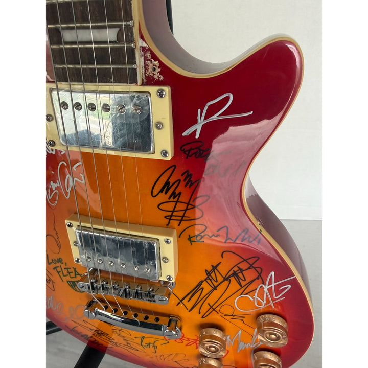 Jimmy Page, Eric Clapton, Jeff Beck Keith RIichard 23 greatest guitarists Cherry les paul electric guitar signed with proof.
