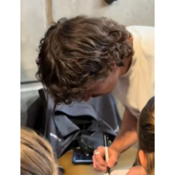 Boone, Benson Authentic Fender Stratocaster Squier electric guitar signed with proof