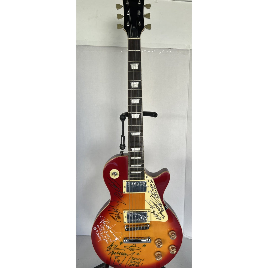 Kiss vintage les paul Gene Simmons Paul Stanley Ace Freehly and Peter Criss signed with proof and inscriptions.