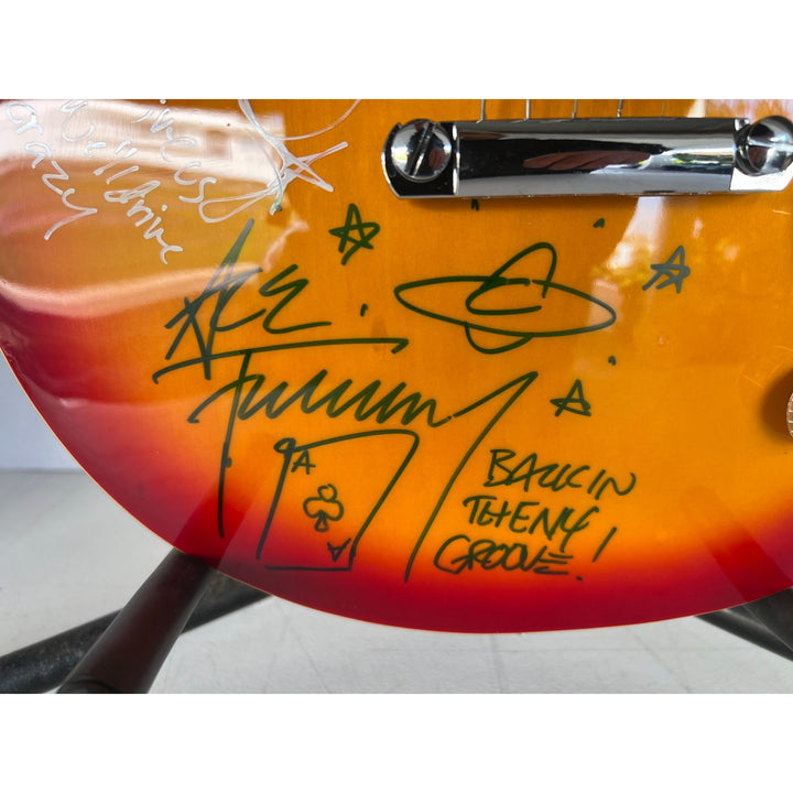 Kiss vintage les paul Gene Simmons Paul Stanley Ace Freehly and Peter Criss signed with proof and inscriptions.