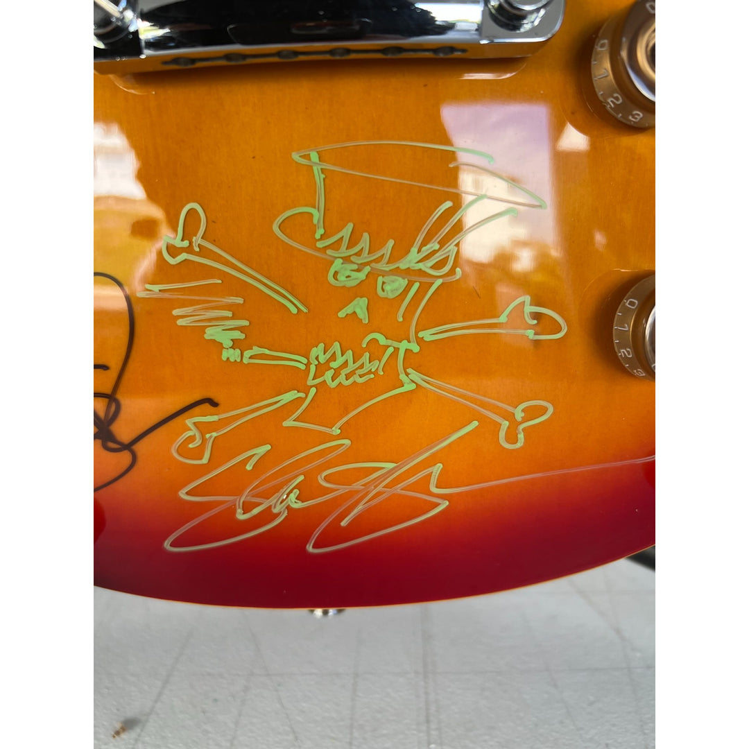 Guns N Roses Axl Rose, Matt Sorum w/ sketch, Slash w/ sketch, Izzy Stradlin, Duff McKagan, Steve Adler cherry les paul electric guitar