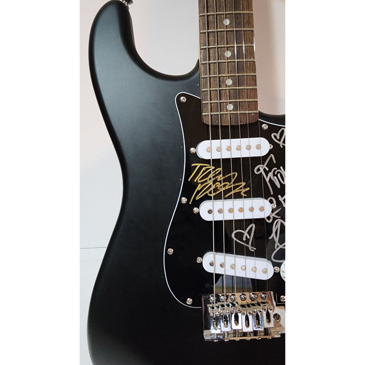 Trent Reznor, NIN & Marilyn Manson Fender Stratocaster electric guitar signed with proof