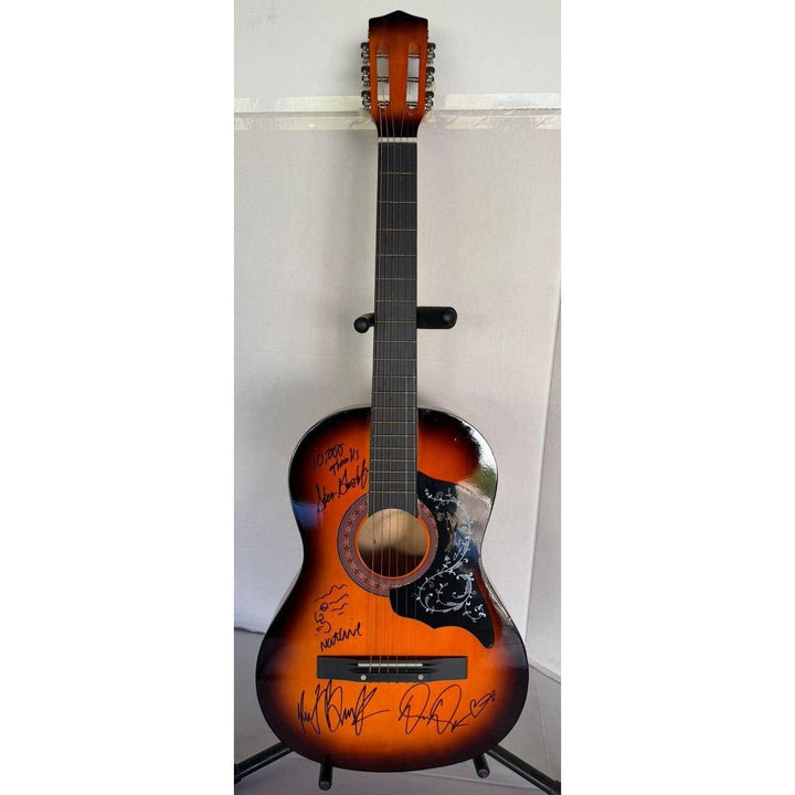 10,000 Maniacs Natalie Merchant Dennis Drew Steve Gustafson and Rob Buck vintage acoustic guitar signed