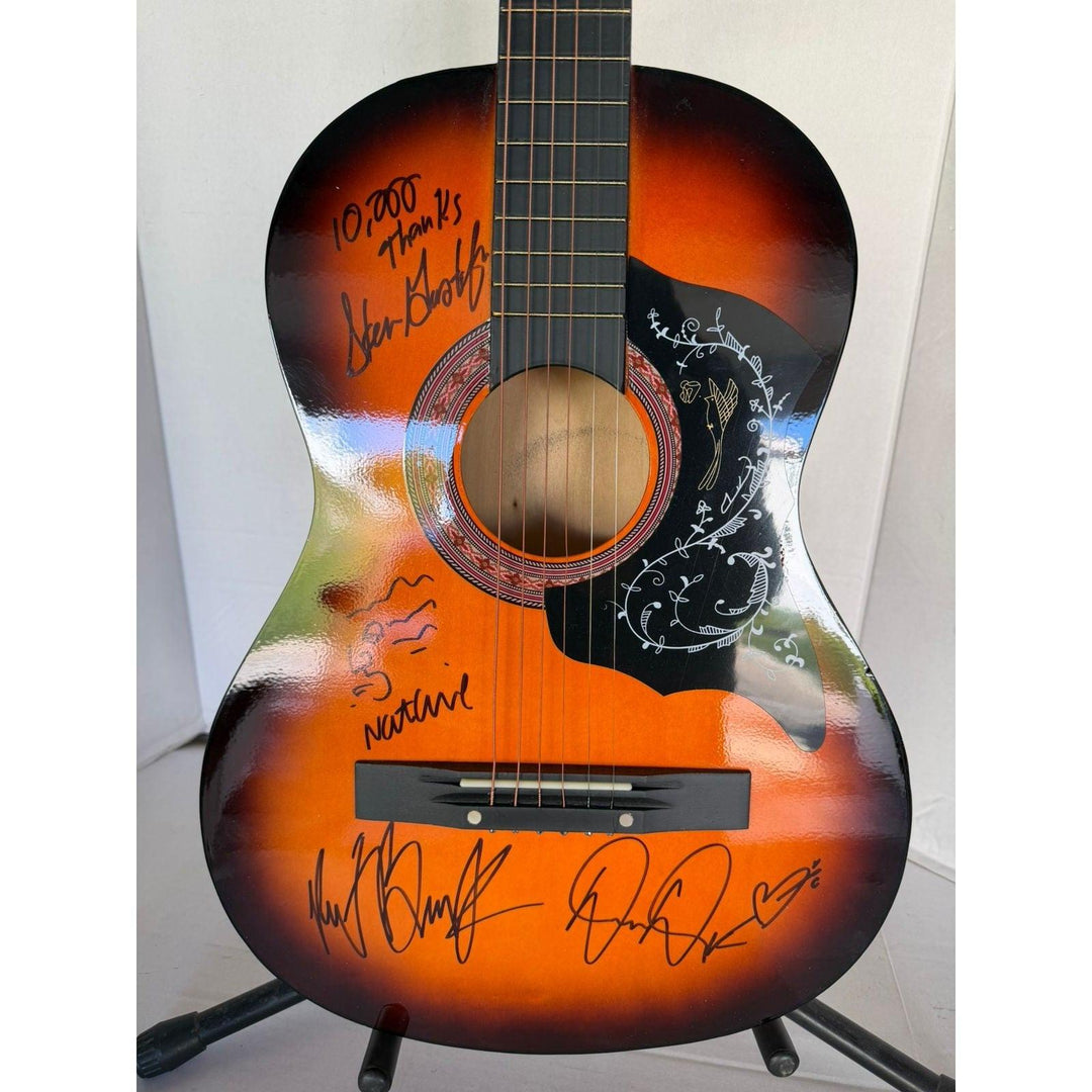 10,000 Maniacs Natalie Merchant Dennis Drew Steve Gustafson and Rob Buck vintage acoustic guitar signed
