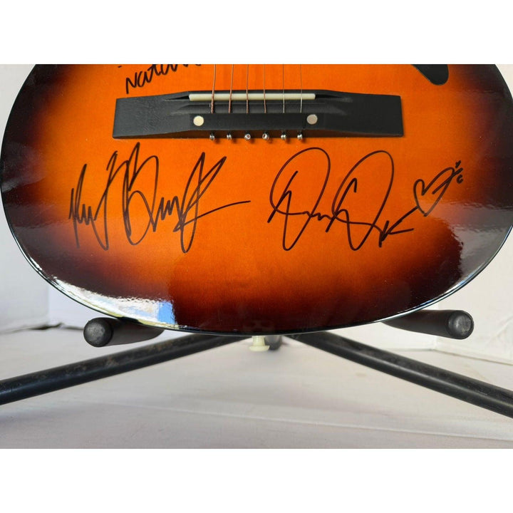 10,000 Maniacs Natalie Merchant Dennis Drew Steve Gustafson and Rob Buck vintage acoustic guitar signed