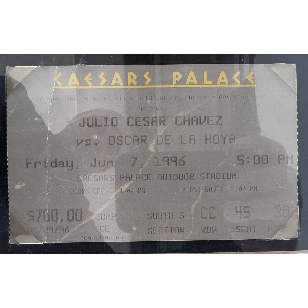 Oscar De La Hoya fight program and fight ticket (Julio Cesar Chavez) signed.