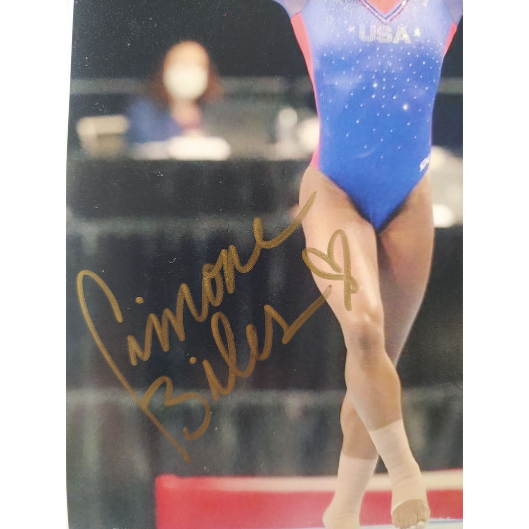 Simon Biles USA Olympic gold medal gymnast 5x7 photo signed with proof 