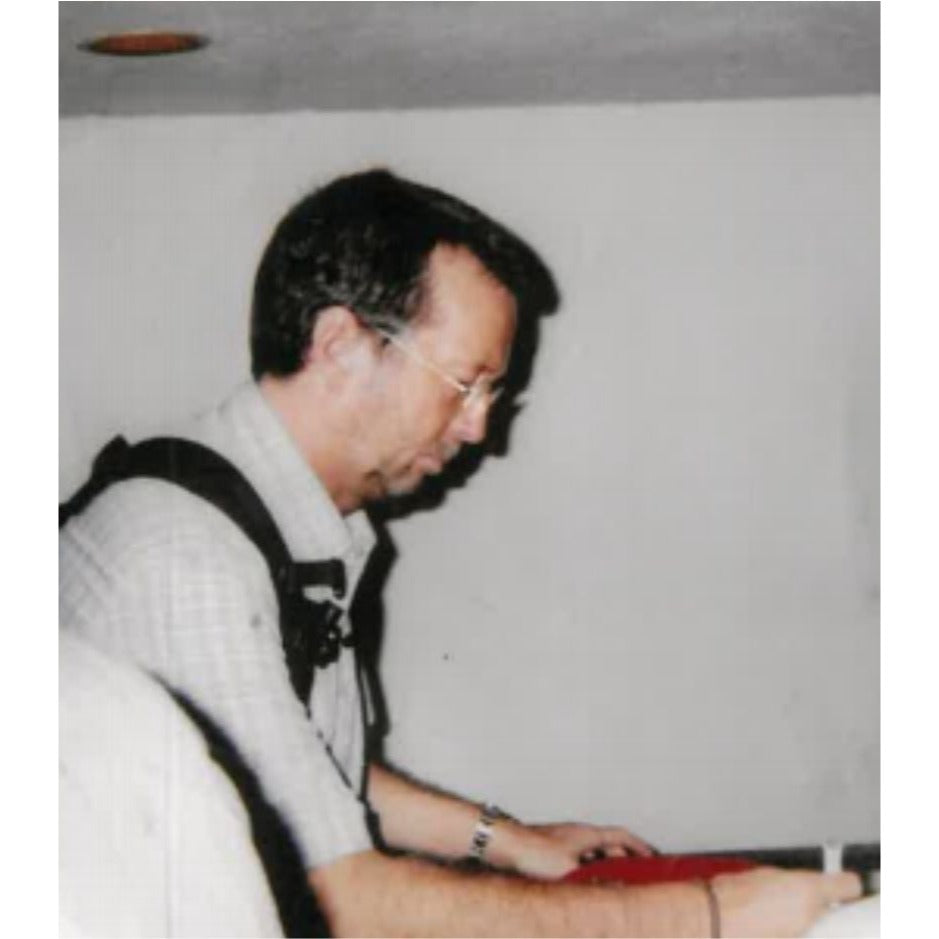 Eric Clapton incredible self sketch, Fender Stratocaster electric guitar, beautiful signature signed with proof