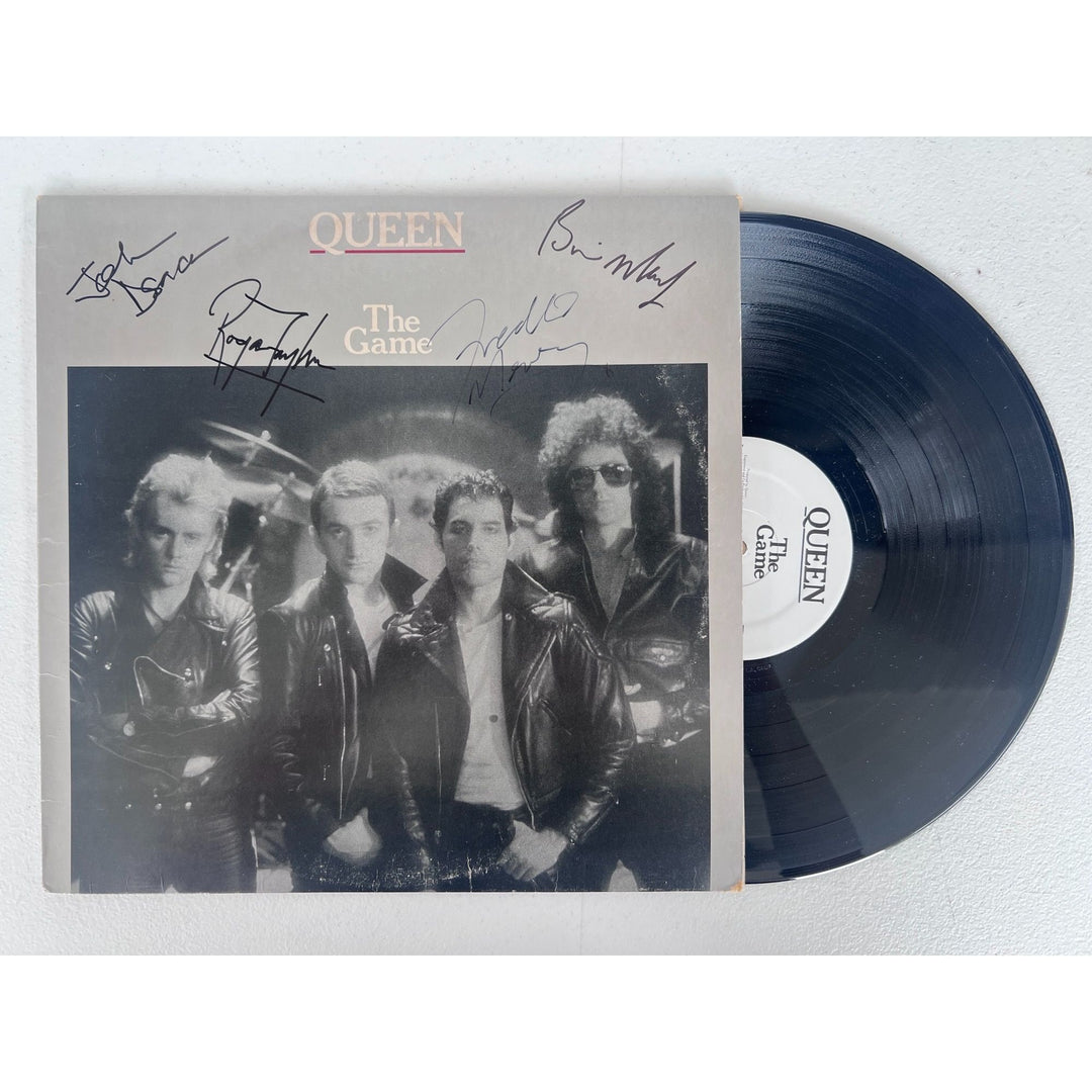 Queen original LP 1980 Freddie Mercury , John deacon, Roger Taylor and Brian May signed with proof.
