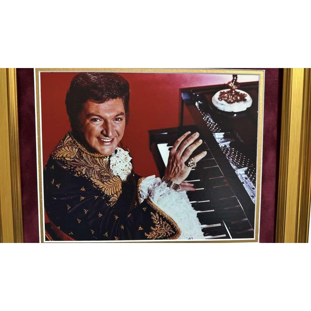 Władziu Valentino Liberace "Liberace" vintage Autograph book page signed with museum quality frame 