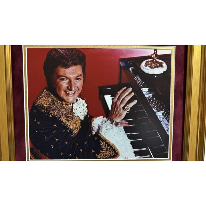 Władziu Valentino Liberace "Liberace" vintage Autograph book page signed with museum quality frame 