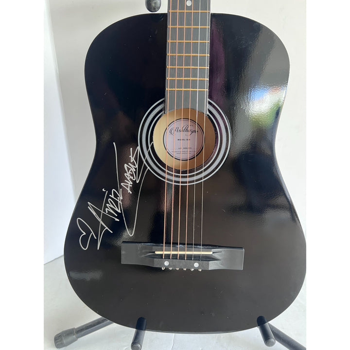 Avril Lavigne full size acoustic guitar signed with proof