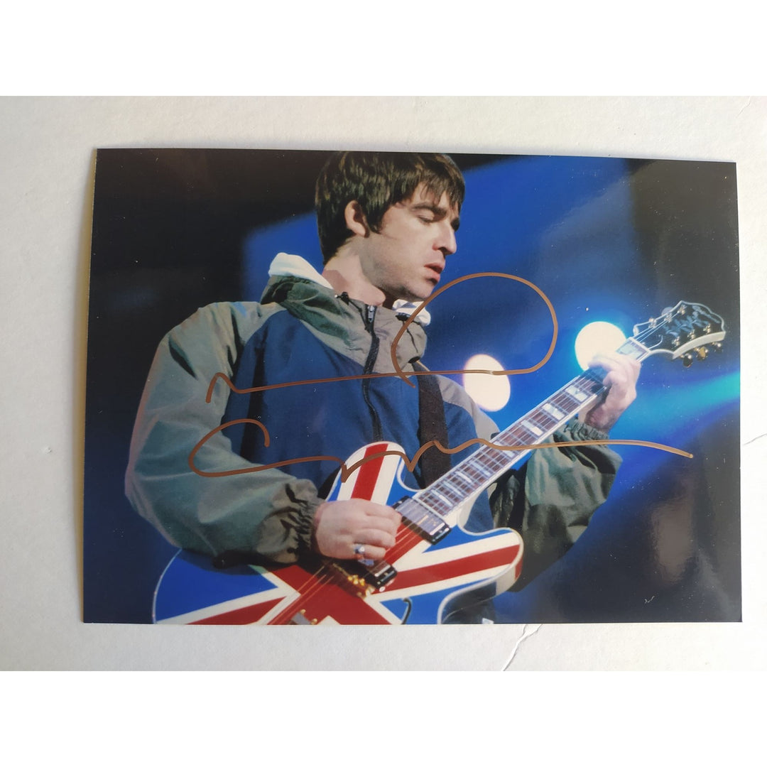 Noel Gallagher Oasis 5x7 photo signed with proof