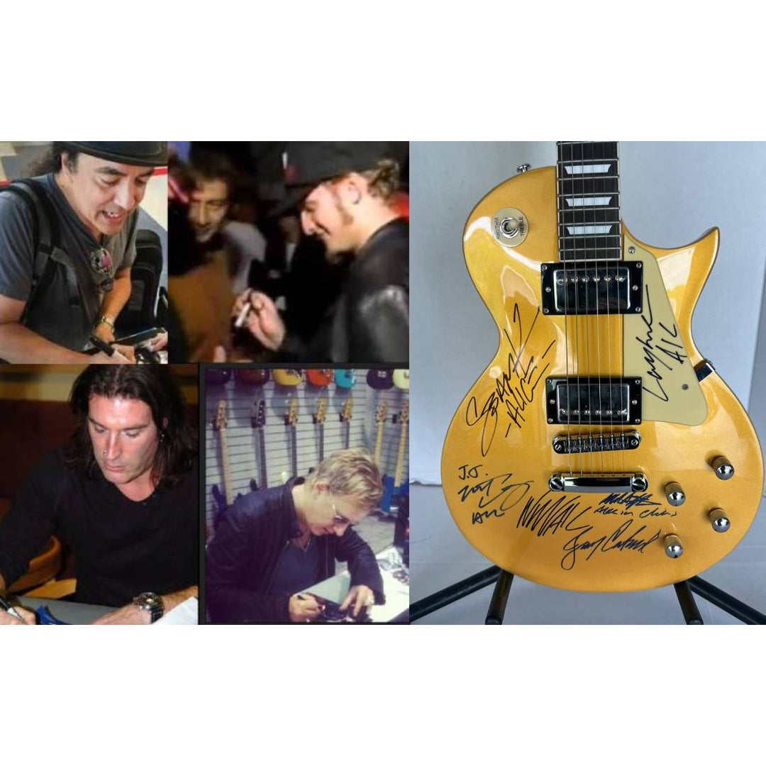 Alice N' Chains Mike Starr, Layne Staley Jerry Cantrell , Sean Kinney, William Duvall, gold les paul electric guitar signed with proof