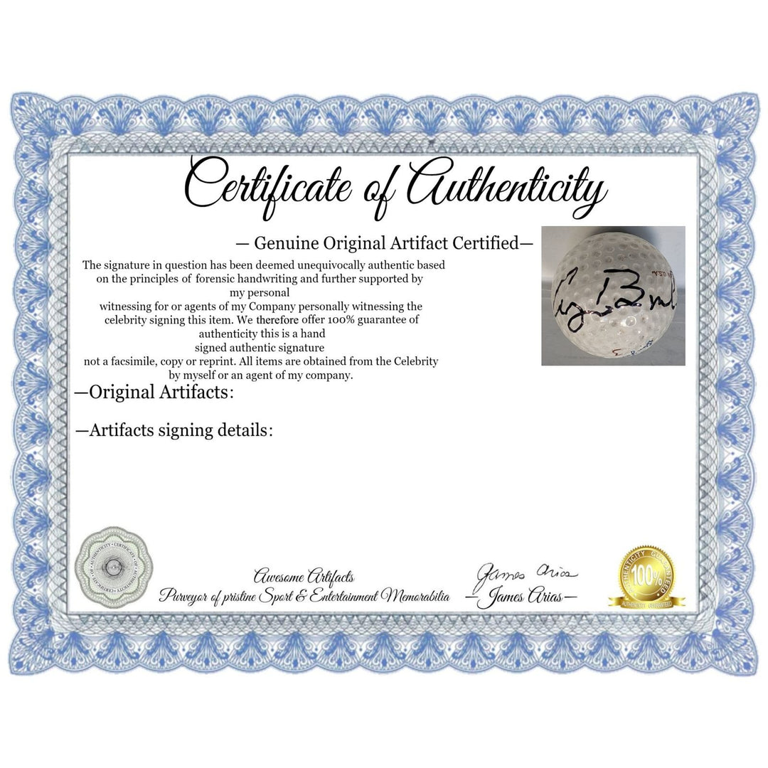 George H. W. Bush (41) vintage golf ball signed with proof and free display case