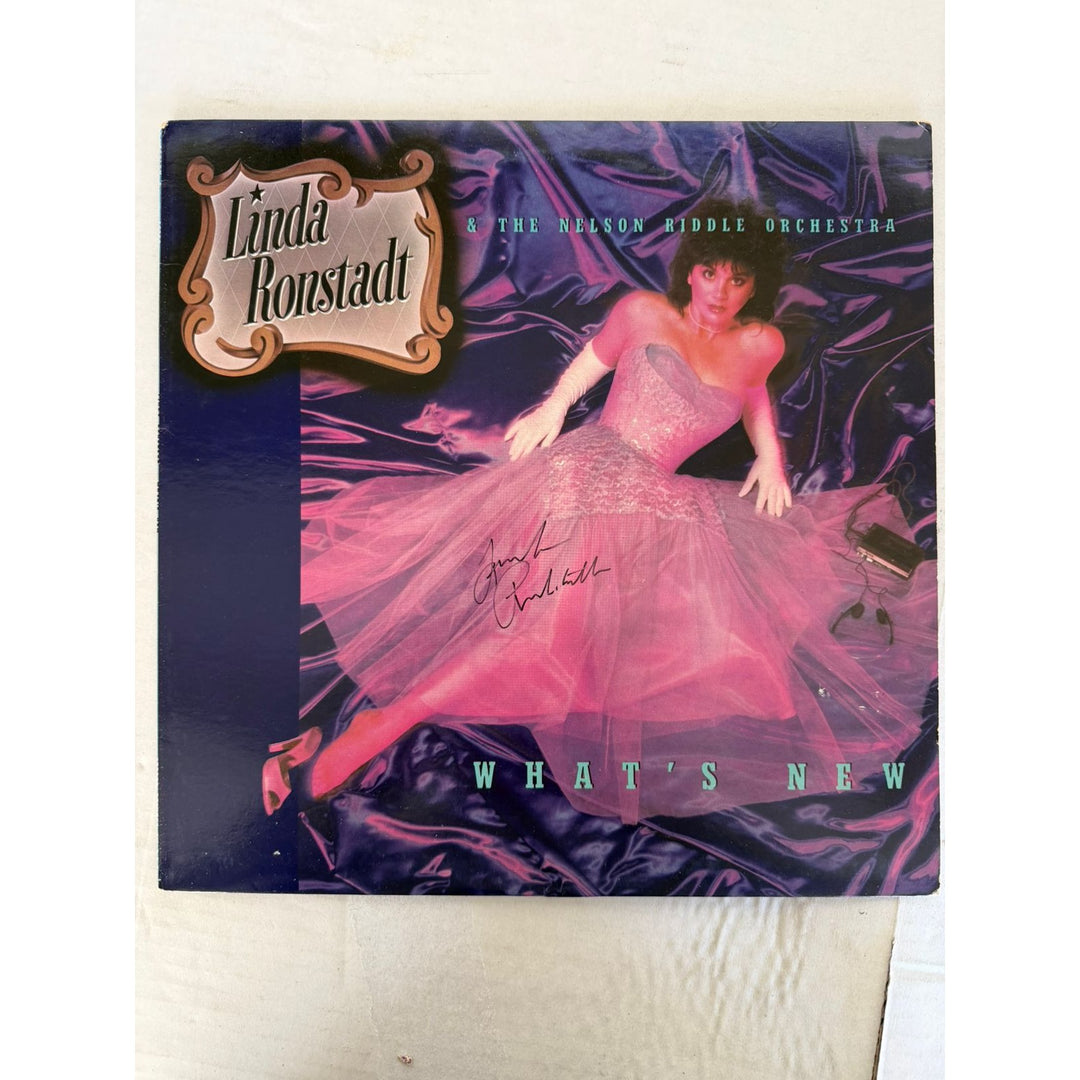 Linda Ronstadt what's new original LP signed with proof..