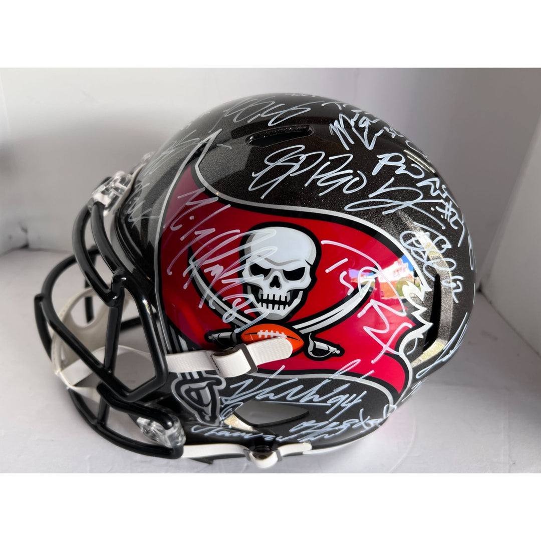 Tom Brady Rob Gronkowski Mike Evans Tampa Bay Buccaneers Super Bowl champions 40 plus signed Riddell replica full size helmet signed