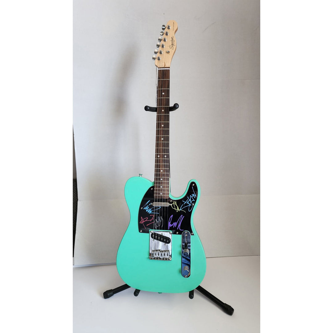 Linkin Park Chester B, Mike Shinoda, Brad Delson, Dave Farrell, Joe Hahn, Rob Bourdon authentic Fender telecaster electric guitar signed