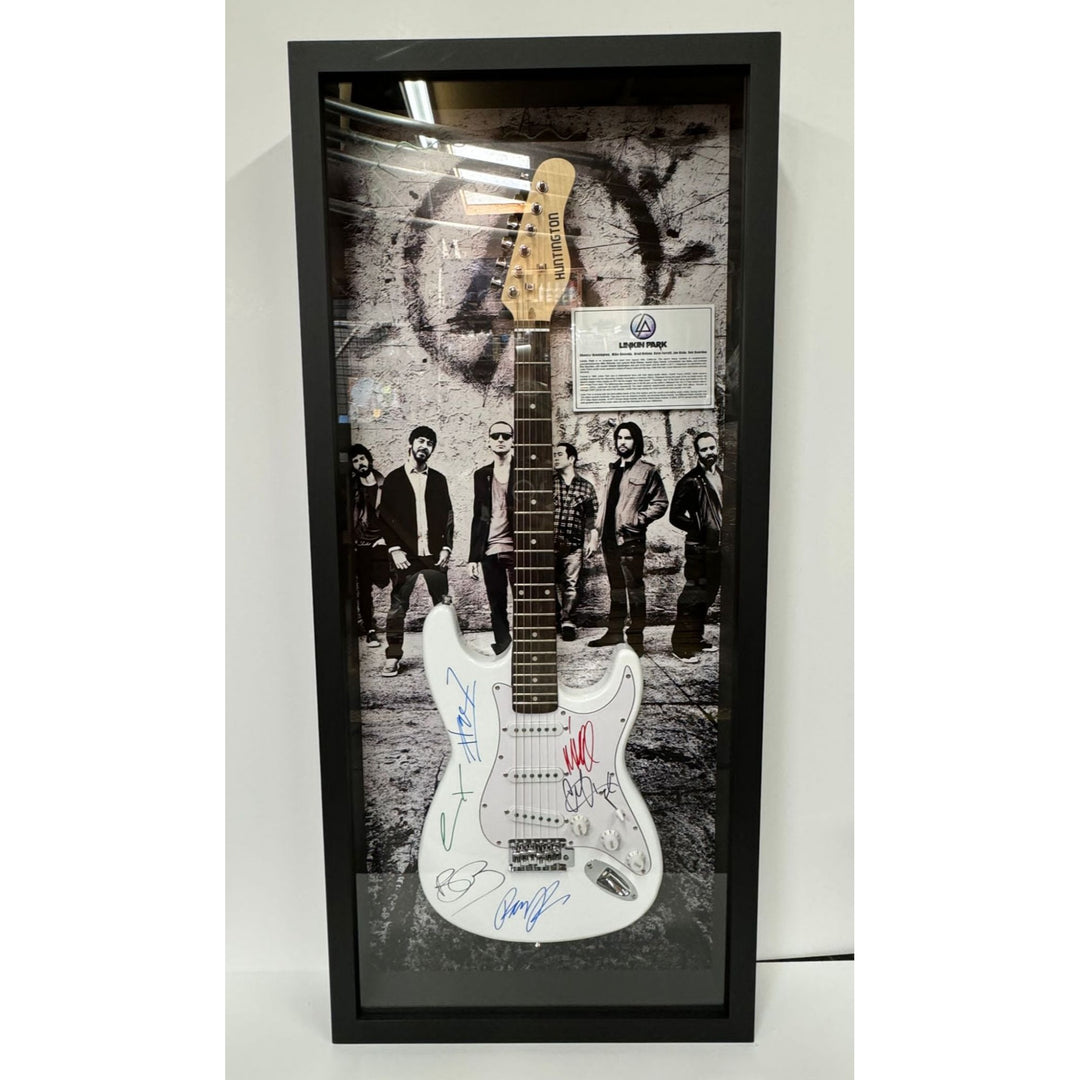 Linkin Park Chester B, Mike Shinoda, Brad Delson, Dave Farrell, Joe Hahn, Rob Bourdon authentic Fender telecaster electric guitar signed