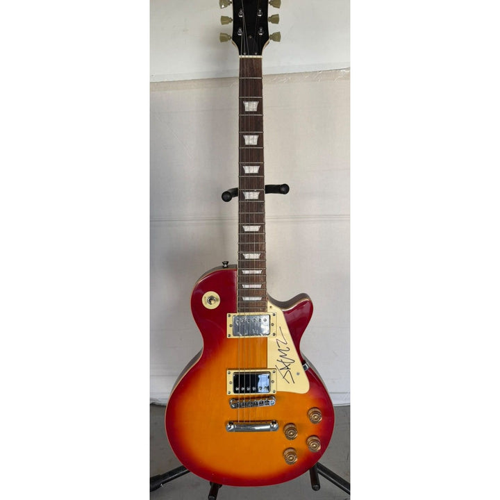 Metallica James Hetfield Les Paul vintage electric guitar signed with full provenance, photo proof and AI certification .