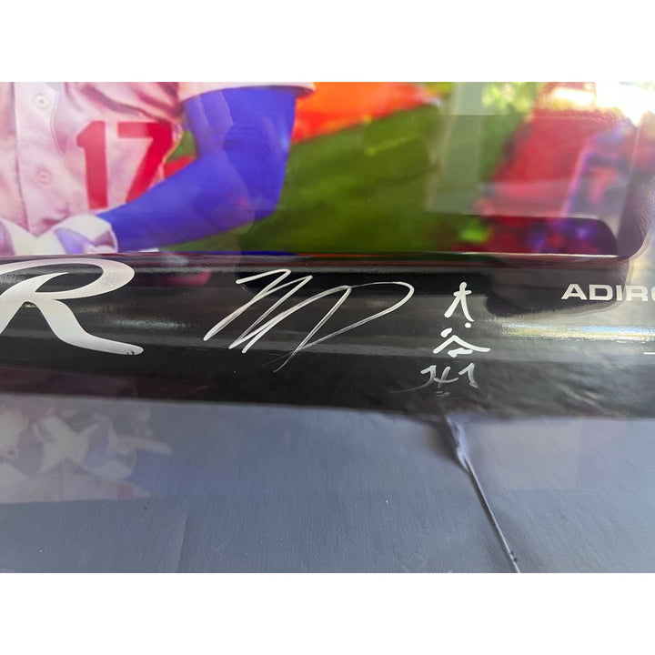 Shohei Ohtani full size Rawlings Major League Baseball Bat signed with proof and 36x18 acrilyc case