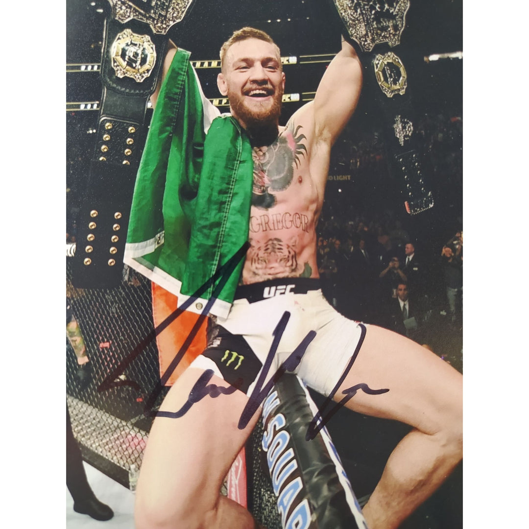 Conor McGregor UFC Legend 5x7 photo signed with proof