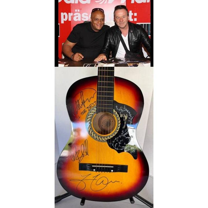 Simpleminds Jim Kerr Charlie Burchill Eddie Duffy vintage acoustic guitar signed