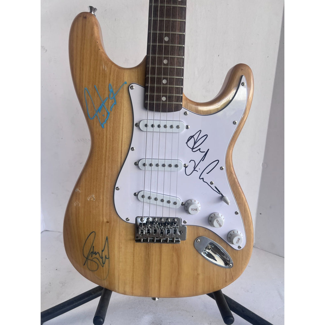 Geddy Lee Alex Lifeson Neil Peart Rush Stratocaster electric guitar signed with proof