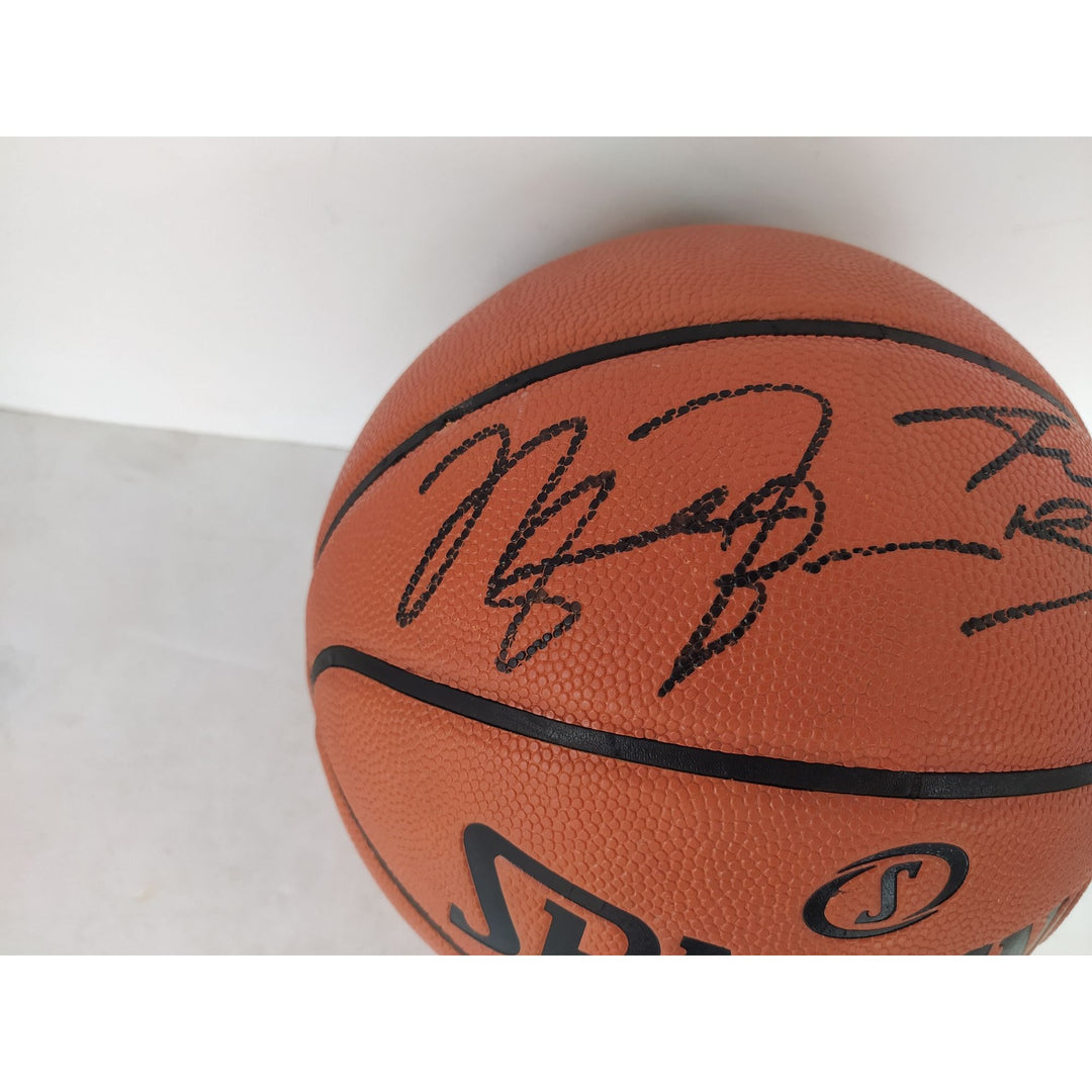 Basketball NBA Spalding game model full size Michael Jordan and Kobe Bryant signed with proof