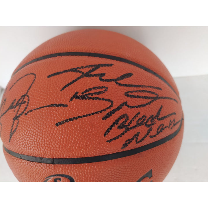 Basketball NBA Spalding game model full size Michael Jordan and Kobe Bryant signed with proof