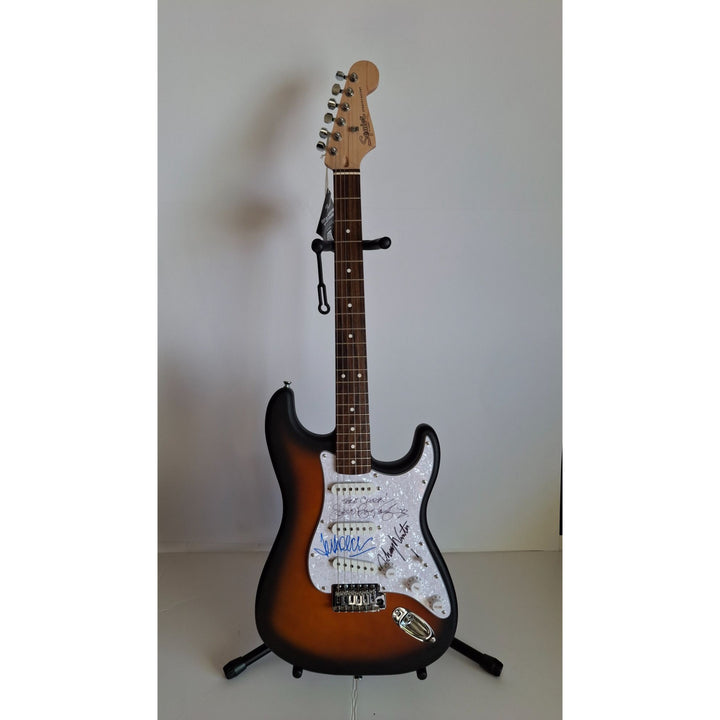 Vaughan Johnny, Stevie Ray, Winter Jeff Beck, Fender Stratocaster electric guitar signed with proof