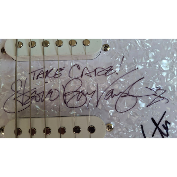 Vaughan Johnny, Stevie Ray, Winter Jeff Beck, Fender Stratocaster electric guitar signed with proof