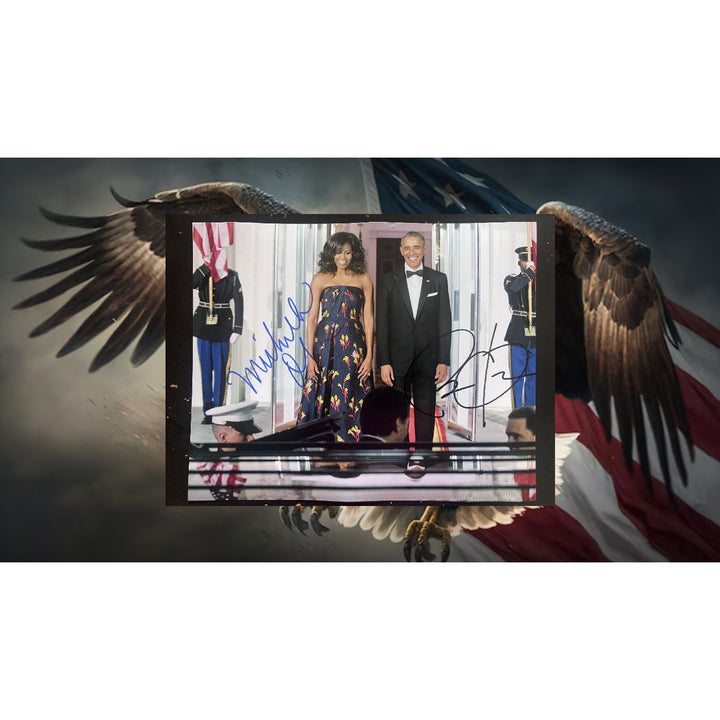 President Barack Obama and First Lady Michelle Obama 8X10 Photo signed with proof