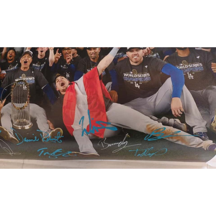 Los Angeles Dodgers Shohei Ohtani 2024 World Champions 16x20 photo signed with proof