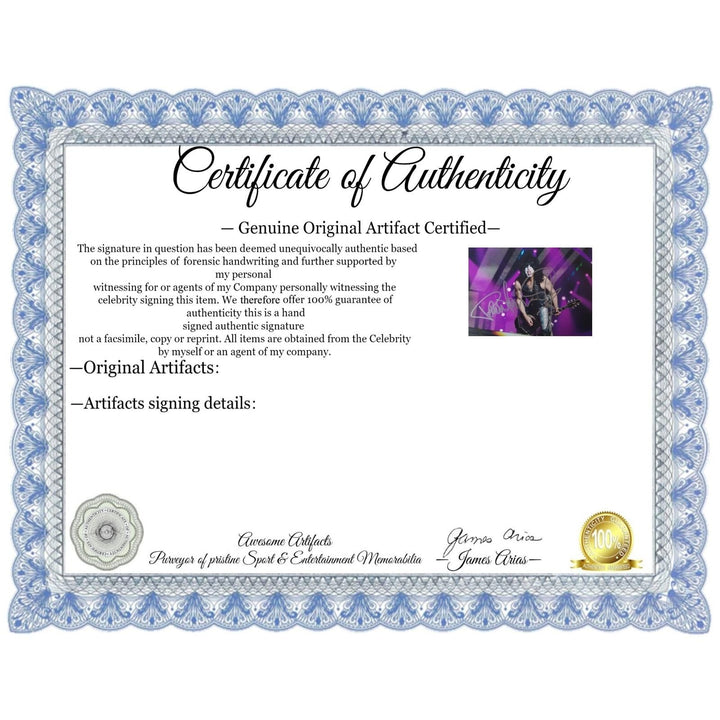 Paul Stanley, Kiss, 5x7 photo, signed, with proof Awesome Artifacts