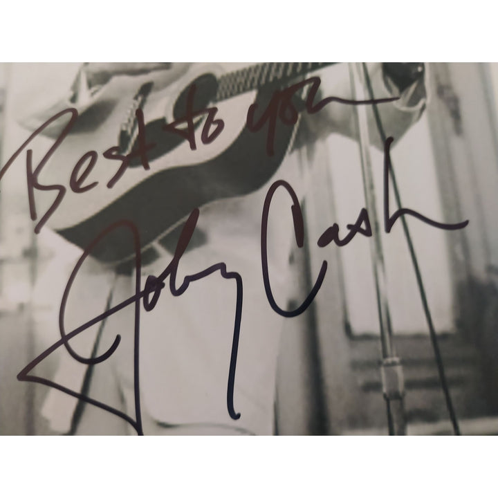 Johnny Cash "The Man In Black " 5x7 photo signed with proof