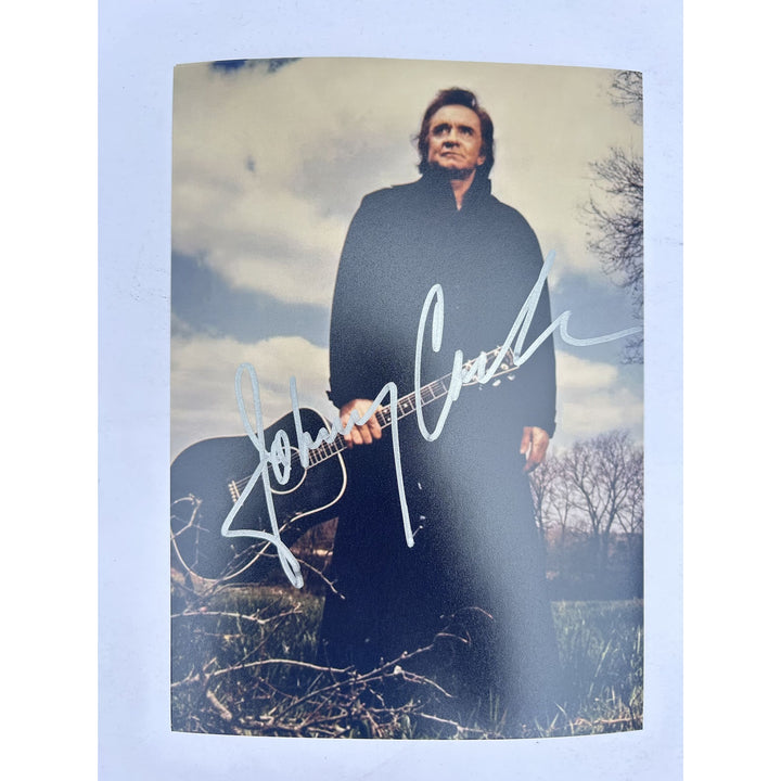 Johnny Csh Country Music Legend 5x7 Photo signed with proof.